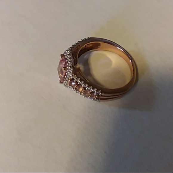 🎈Rose Gold Over 925 Simulated Morganite ring NWOT - Picture 4 of 4
